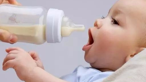 嬰幼兒配方乳粉遭遇阪崎腸桿菌 營養(yǎng)與食品安全的重要警示